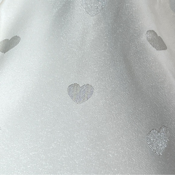 Rose & Olive Blouse M Split Neck Ivory White Silver Heart pin tuck Valentine - Picture 7 of 10